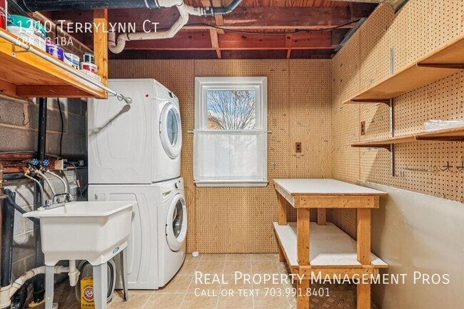 Building Photo - 1210 Terrylynn Ct