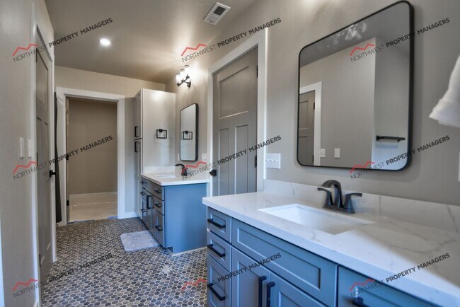 Building Photo - STATUS: AVAILABLE  | R288A | $2750