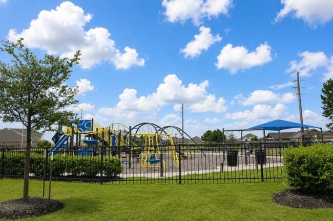 Building Photo - 7430 Clover Chase Dr