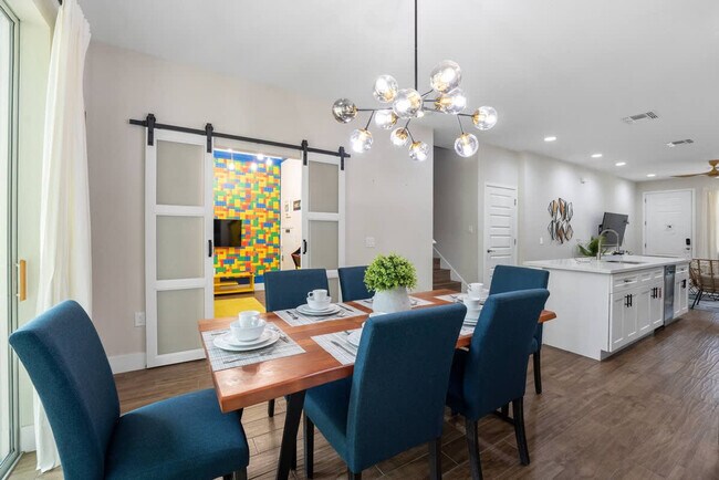 Building Photo - 4456 Summer Flowers Pl