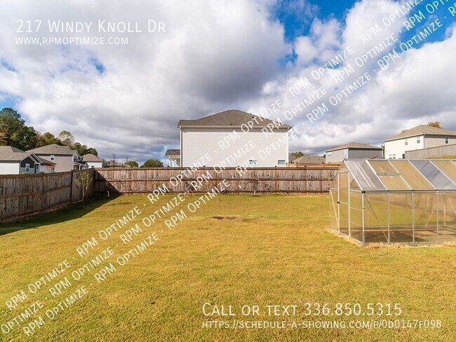 Building Photo - 217 Windy Knl Dr