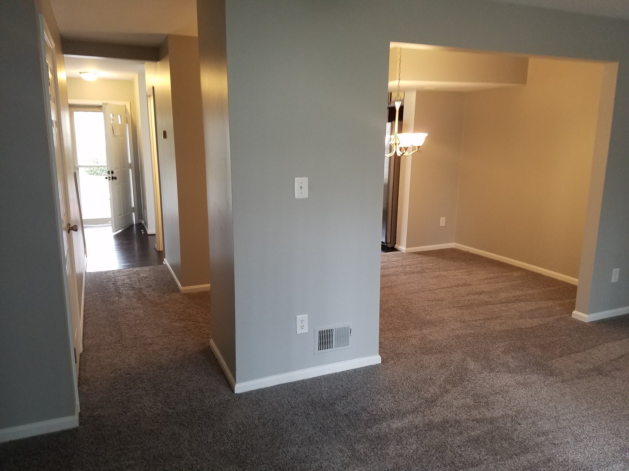 Main Floor - 6329 Fenestra Ct