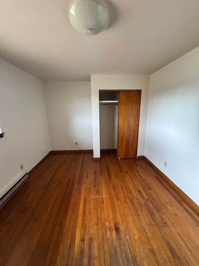 Building Photo - 2/1 outside city limits of Shelby, NC