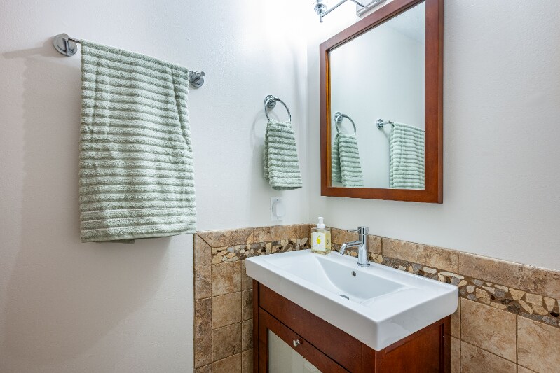 Building Photo - 2 Spruce Trail