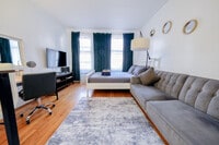 Building Photo - 1422 2nd Ave