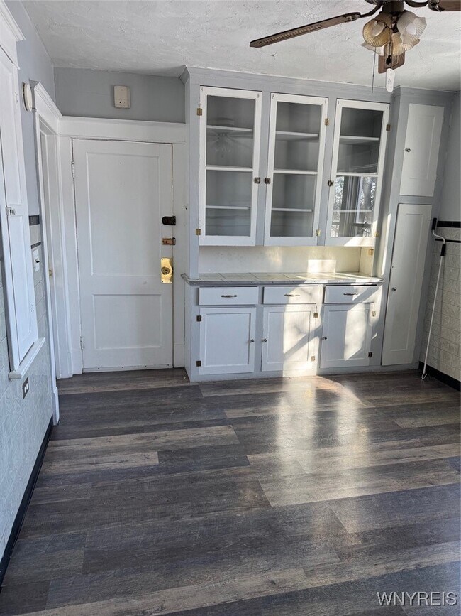 Building Photo - 5 Humphrey Rd