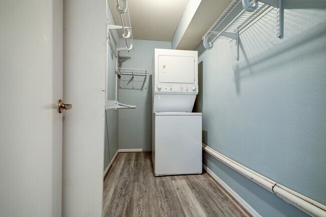 Building Photo - 4633 Wild Indigo St