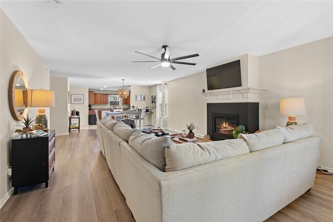 Building Photo - 4462 W Alberta St