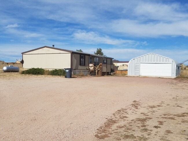 Building Photo - 13984 Zan Ln