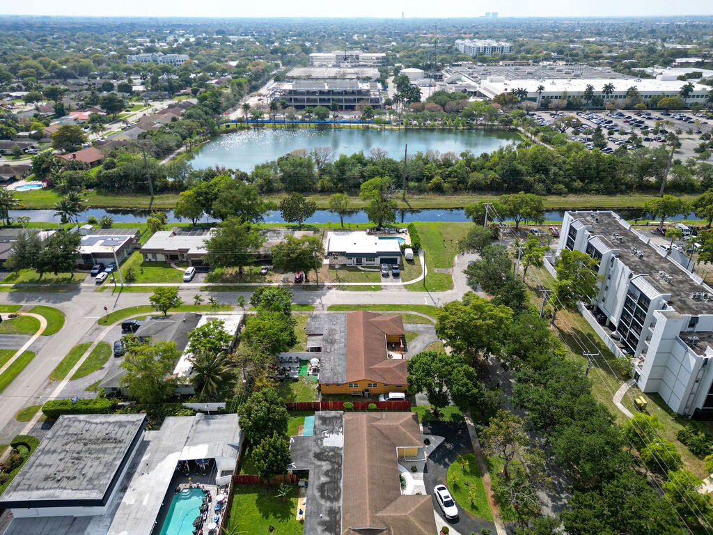 Building Photo - 7560 NW 16th St