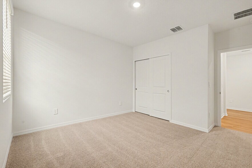 Building Photo - 31599 Wild Grape Ln