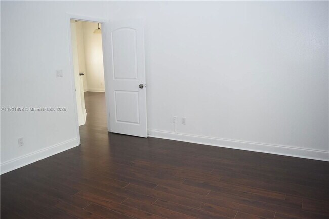Building Photo - 3413 NW 44th St