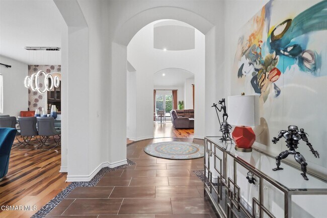 Building Photo - 9651 Sagebrush Ave