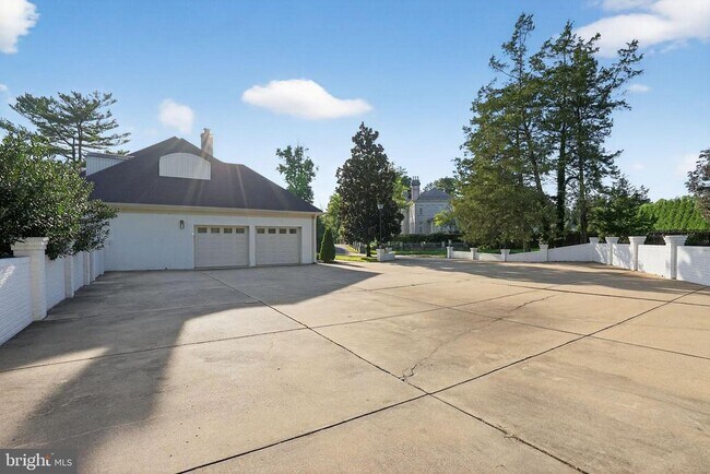 Building Photo - 1179 Ballantrae Ln