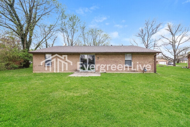 Building Photo - 4724 Stonehedge St