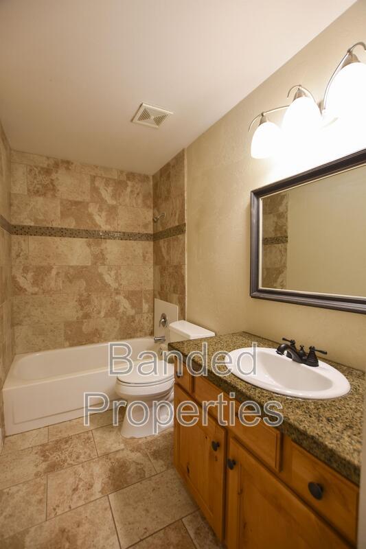 Building Photo - 5513 W Heath Cir