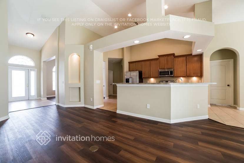 Building Photo - 1342 Jecenia Blossom Dr