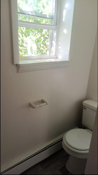 Primary Photo - 1164 NY-32