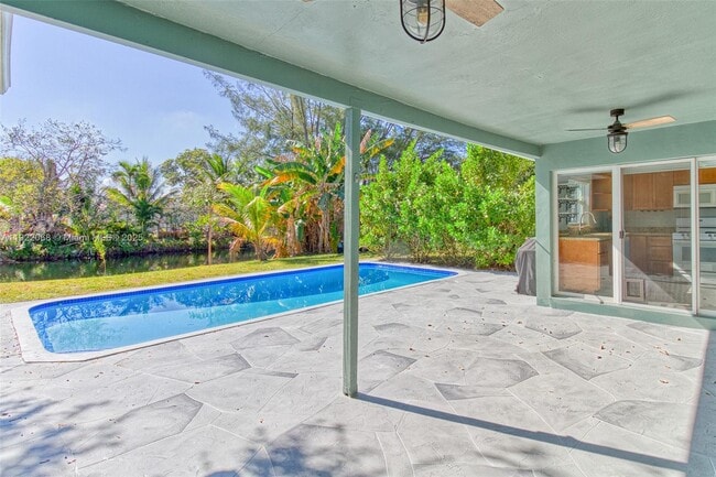 Building Photo - 6510 NW 21st St