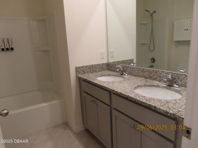 Building Photo - 35 Caballero Ct