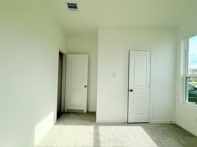 Building Photo - 16538 Mesquite Fld Dr