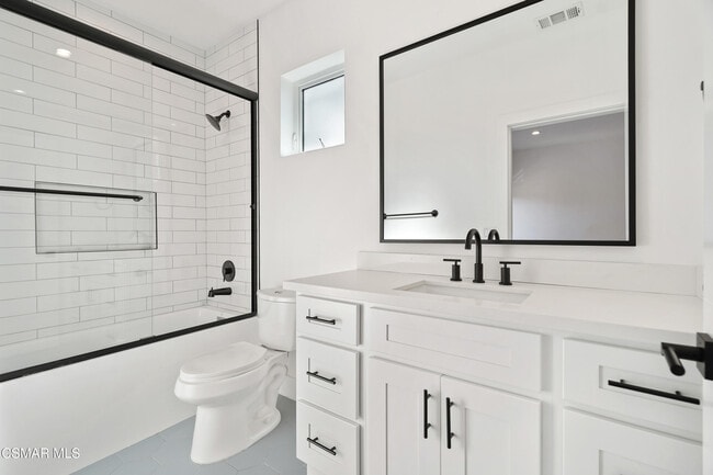 Building Photo - 10908 Hesby St