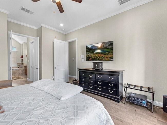 Building Photo - 1762 Sierra Crest Dr