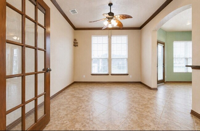 Building Photo - 14215 Jaubert Ct