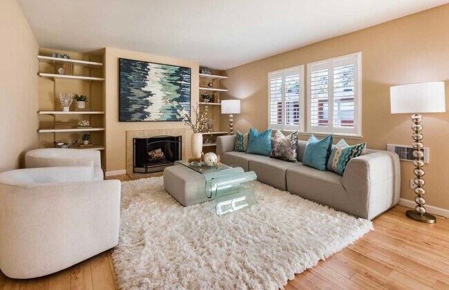 Building Photo - 580 Vista Ave