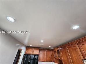 Building Photo - 780 NE 69th St