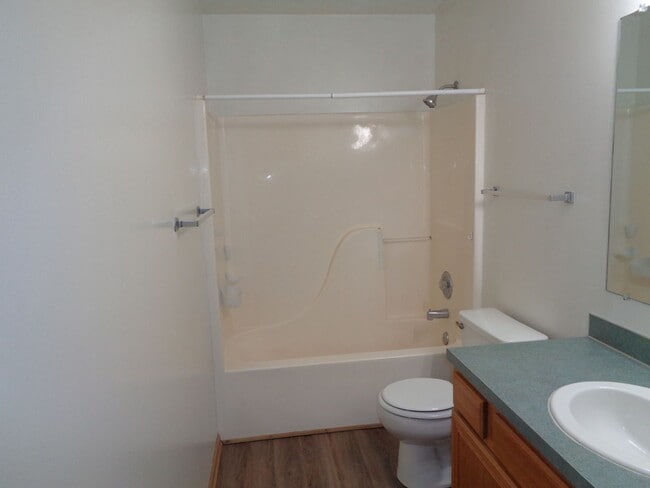 Building Photo - Spacious 3-Bedroom Home with Fenced Yard –...