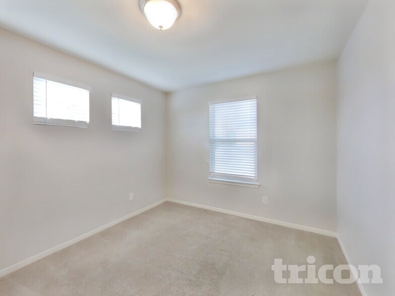 Building Photo - 6022 Wesley Manor Ct