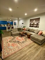 Building Photo - 4343 Bayside Village Dr