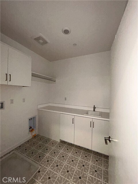 Building Photo - 17942 Olivia Ln