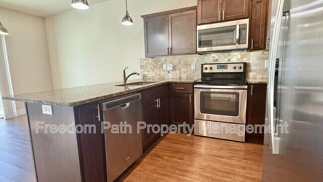 Building Photo - 816 N 18th St