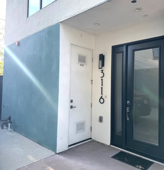 Building Photo - 3116 Riversedge Ct.