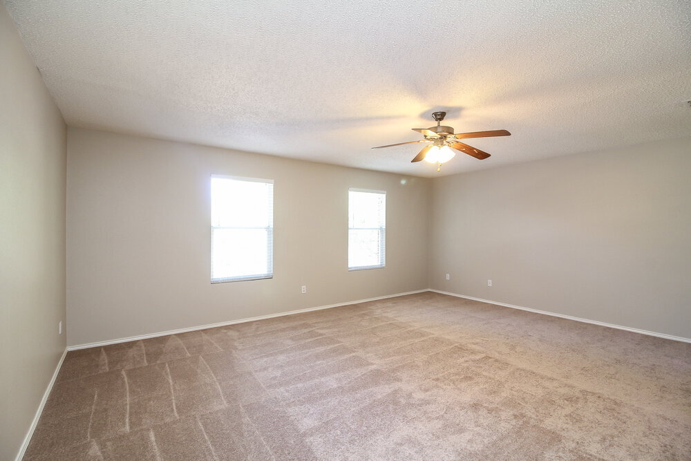 Building Photo - 8737 Hunters Point Way