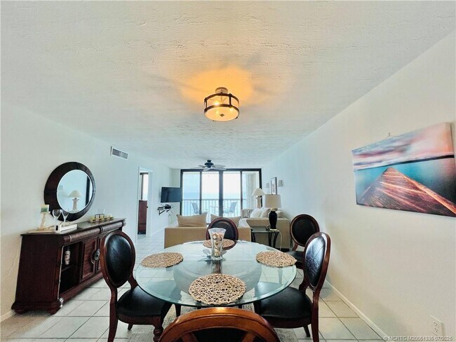 Building Photo - 10680 S Ocean Dr