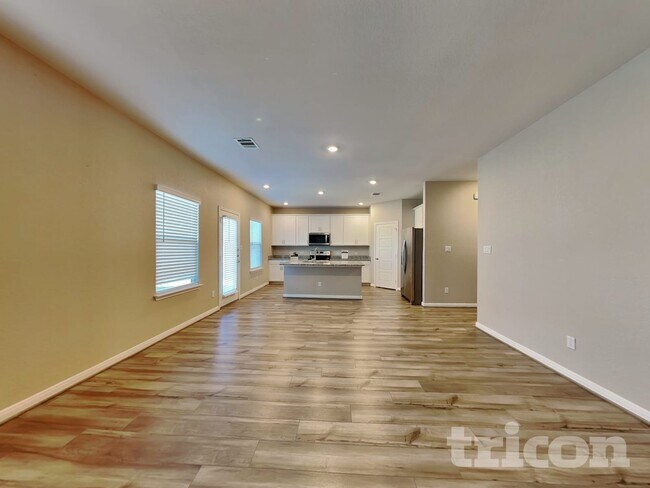 Building Photo - 13547 Emerson Wy