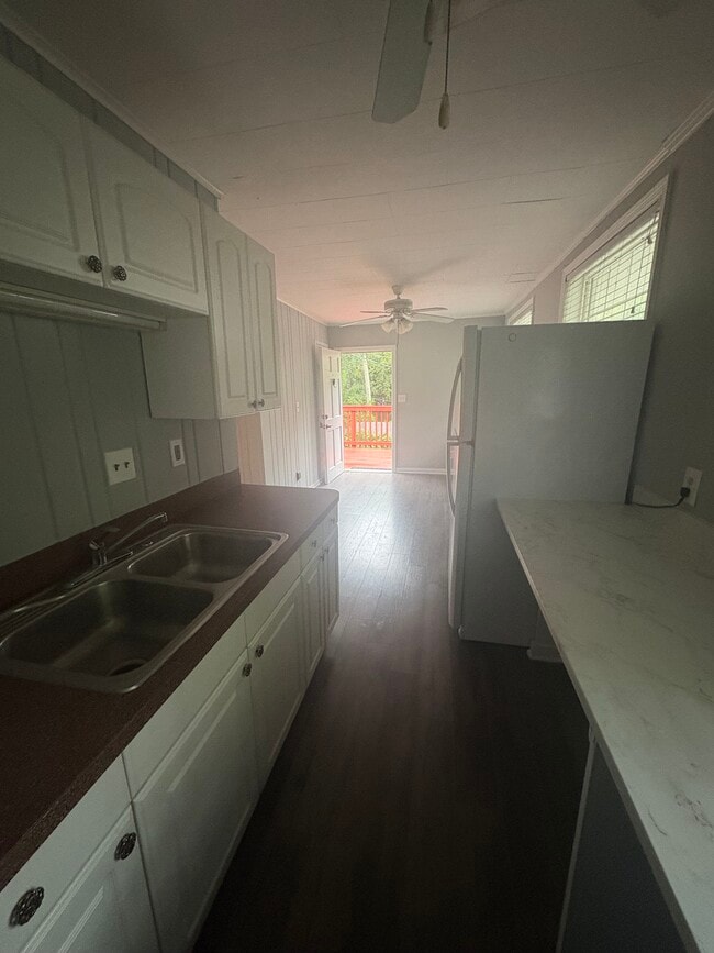 Building Photo - Dartmouth