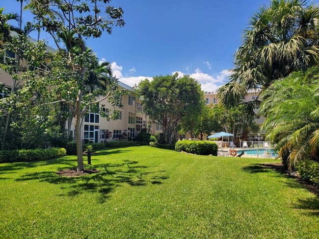 Building Photo - 1481 S Ocean Blvd
