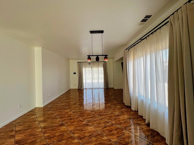 Building Photo - 2030 San Marco Ct