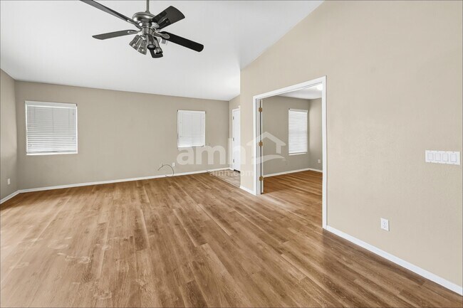 Building Photo - 10181 E Desert Paradise Pl