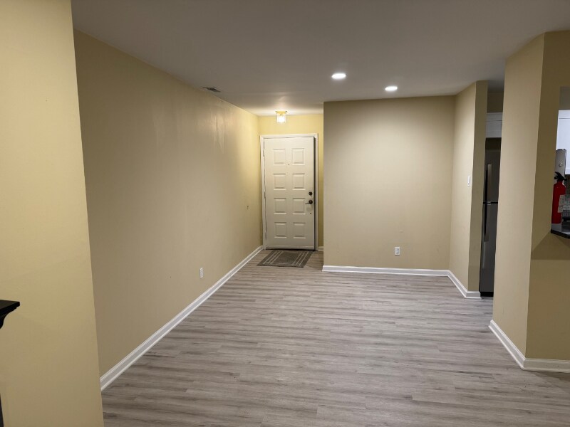 Building Photo - 2702A Sussex Ct