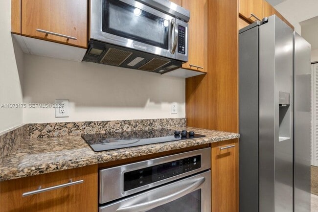 Building Photo - 510 NW 84th Ave