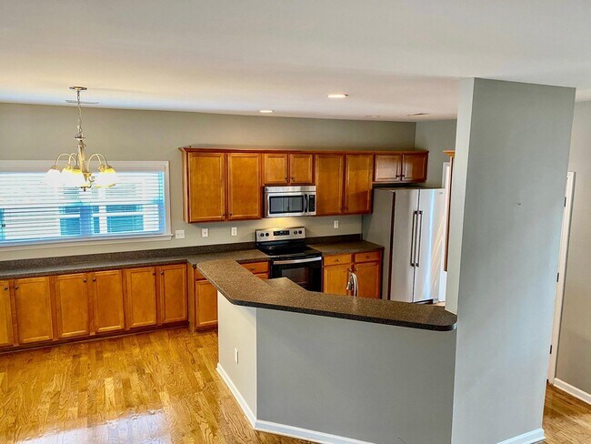 Building Photo - 109 Paqcolet Dr