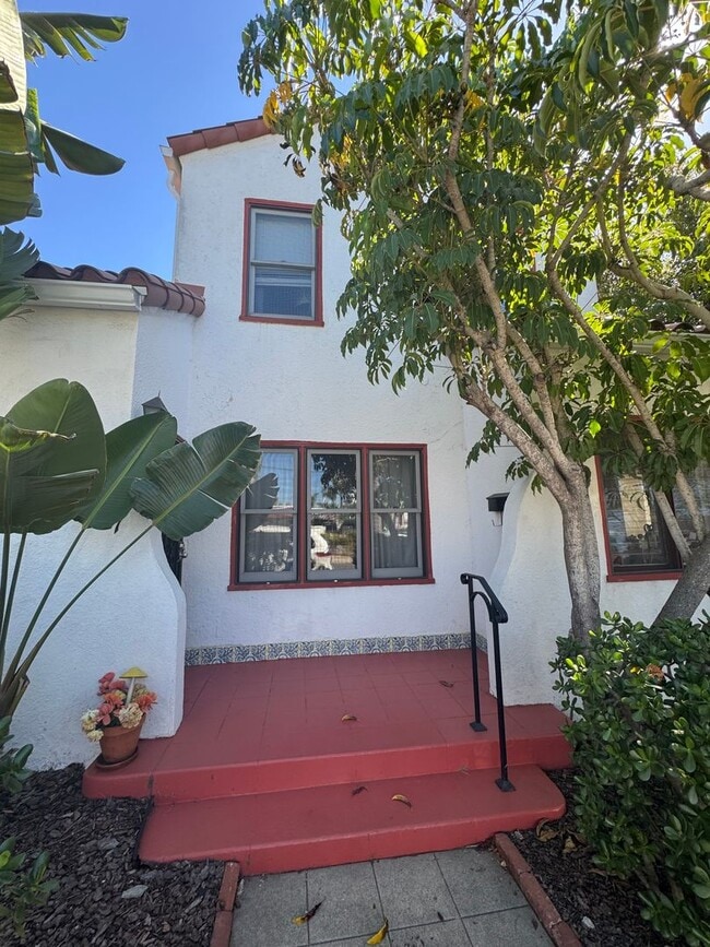 Building Photo - Spanish Style Architectural Gem in the Heart of Altadena - Available Early June