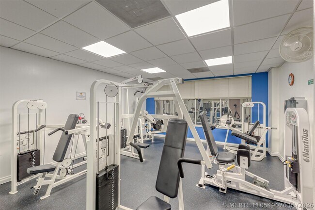 Building Photo - 3900 Galt Ocean Dr