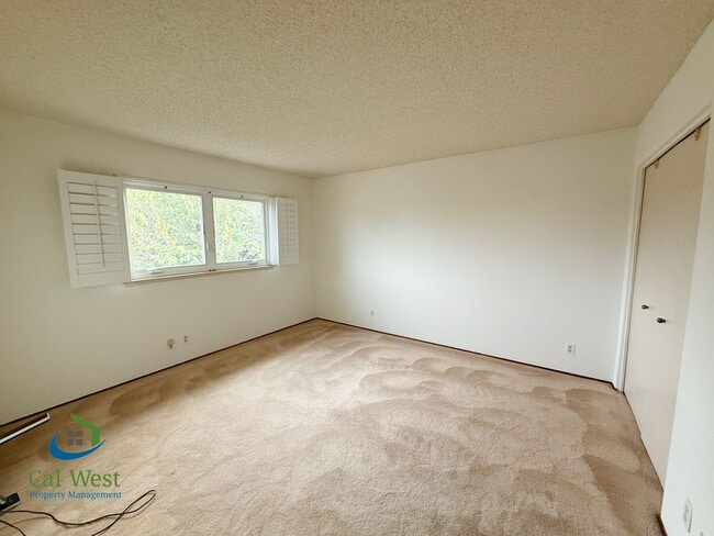 Building Photo - $4695 - Spacious 5 Bed/3 Bath Gilroy Home Located in Sunrise Park Neighborhood