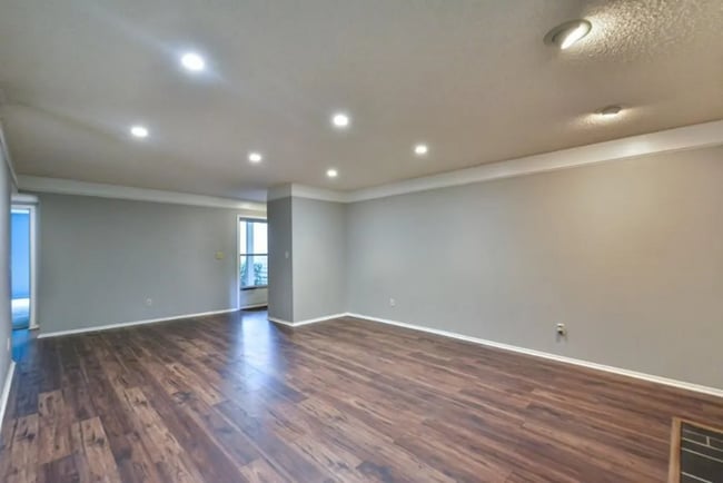 Building Photo - 47 Doranne Ct